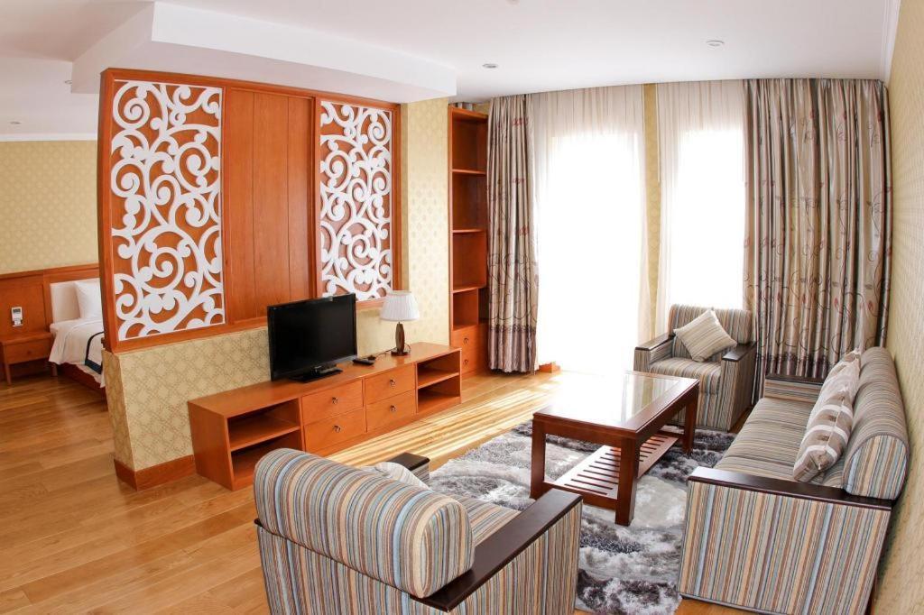 Hoa Binh - Rach Gia Resort Esterno foto